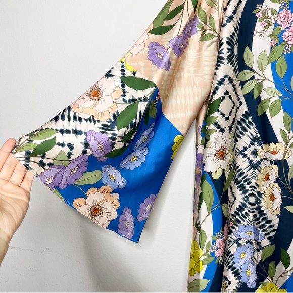 MISA Los Angeles Twiggy Dress- in Lucid Dream Print - Picture 5 of 7